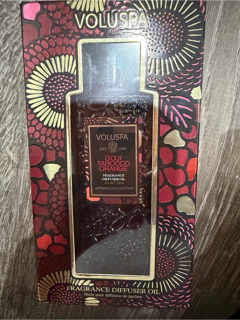 Voluspa Goji Tarocco Orange Diffuser Oil - Red & Gold Packaging